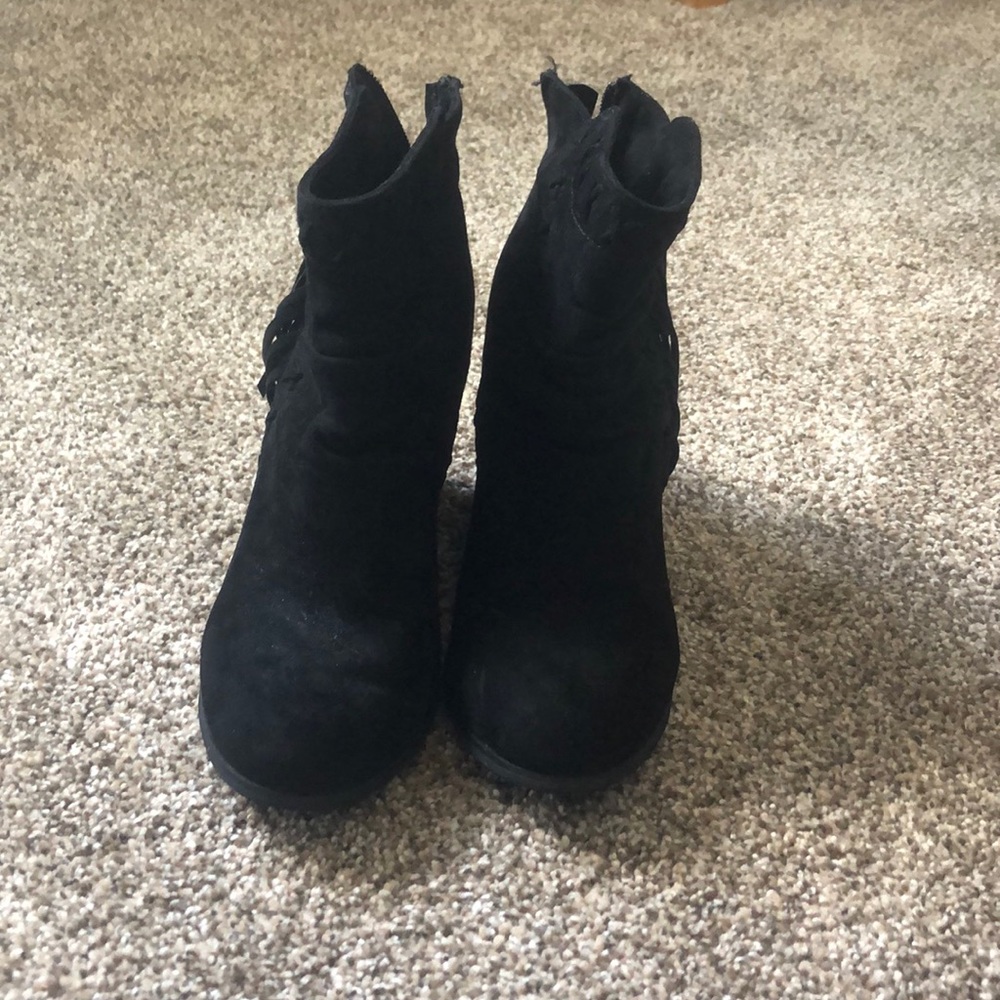 High heel ankle booties